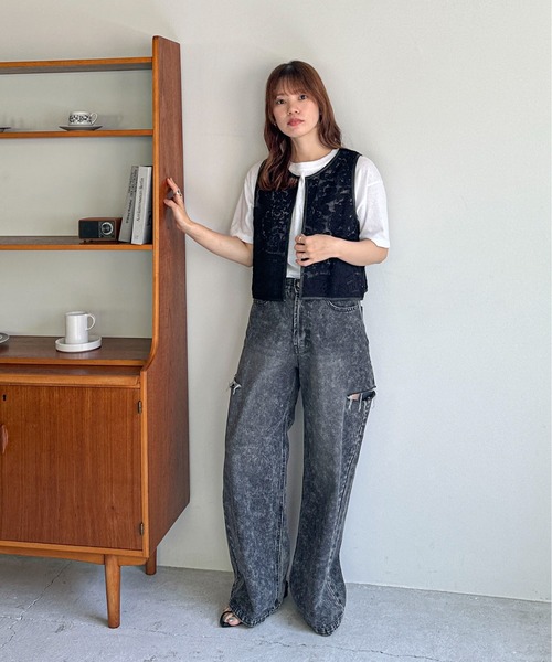 feepur（フェピュール）の「パイピングレースベスト（ベスト・レディース・アイボリー/ブラック・MEDIUM）」の22枚目の写真