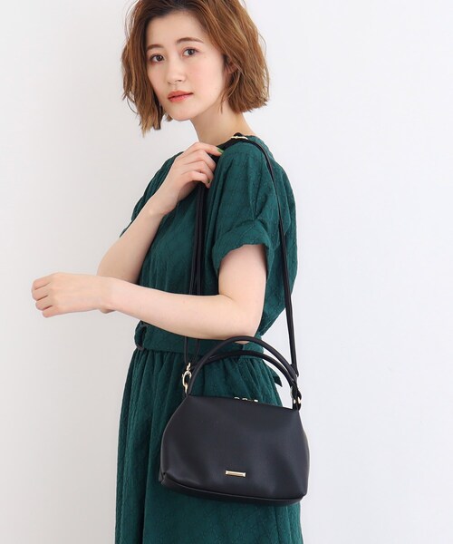 grove（グローブ）の「【雑誌掲載】人間工学ハンドル2WAYショルダー（ショルダーバッグ・レディース・レンガ/ベージュ系その他7/ベージュ/ブラック・00）」の6枚目の写真