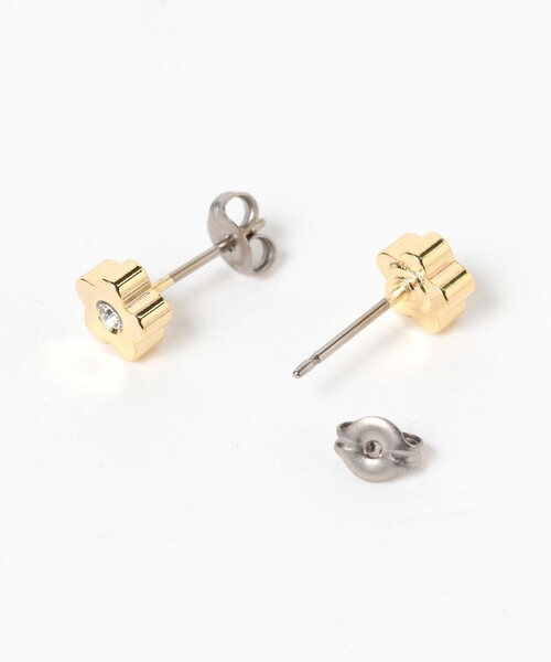 Ray BEAMS(レイビームス)の「シック フラワー ピアス(ピアス(両耳用)・レディース・シルバー/ゴールド・ONE SIZE)」の4枚目の写真