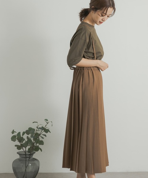 URBAN RESEARCH DOORS（アーバンリサーチドアーズ）の「プリーツサロペットスカート（スカート・レディース・ブラック/キャメル・MEDIUM）」の10枚目の写真