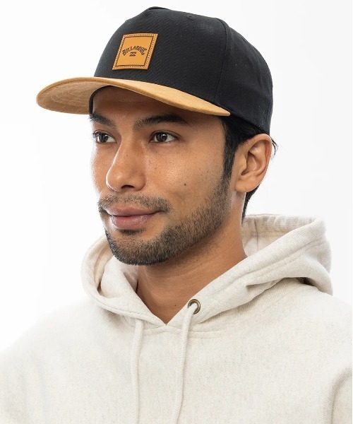 BILLABONG(ビラボン)の「BILLABONG メンズ STACKED SNAPBACK キャップ 【2024年秋冬モデル】/ビラボンスナップバックキャップ(キャップ・メンズ・ブラック/ブラウン系その他/チャコールグレー/グリーン系その他・FREE)」の1枚目の写真