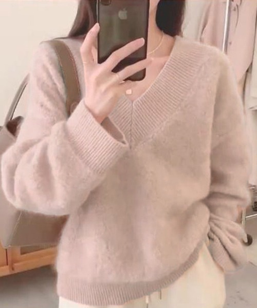 Doula Doula（ドゥーラドゥーラ）の「Vネックモヘアニット（ニット/セーター・レディース・イエロー/ブルー/オフホワイト・FREE）」の11枚目の写真