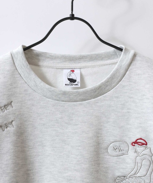 Red Cap Girl(レッドキャプガール)の「Red Cap Girl Sweat Shirt/レッドキャップガール オーバーサイズ 総柄プリント 裏起毛 トレーナー スウェット レディース メンズ(スウェット・メンズ・ダークグレー/アッシュ/ダークグリーン/ホワイト/ネイビー/ブラウン/グレー系その他/ブラック・M/L/LL)」の14枚目の写真