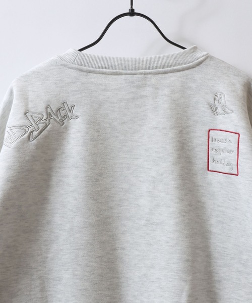 Red Cap Girl(レッドキャプガール)の「Red Cap Girl Sweat Shirt/レッドキャップガール オーバーサイズ 総柄プリント 裏起毛 トレーナー スウェット レディース メンズ(スウェット・メンズ・ダークグレー/アッシュ/ダークグリーン/ホワイト/ネイビー/ブラウン/グレー系その他/ブラック・M/L/LL)」の18枚目の写真