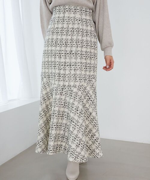 MAJESTIC LEGON（マジェスティックレゴン）の「ツイードマーメイドロングスカート（スカート・レディース・グレー/ブラック/ベージュ/ホワイト系その他2/ブラック系その他・SMALL/MEDIUM/X-SMALL）」の7枚目の写真
