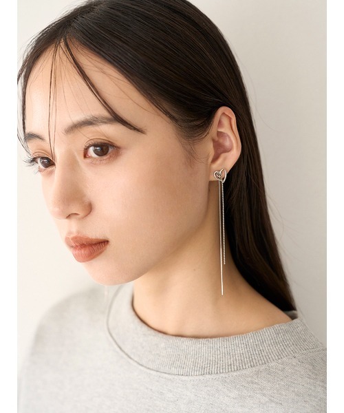 SNIDEL（スナイデル）の「ハートロングイヤリング（ネックレス・レディース・ゴールド/シルバー・FREE）」の9枚目の写真