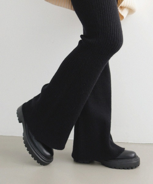 LIAN(リアン)の「リブニットフレアパンツ(その他パンツ・レディース・ブラック/アイボリー/グレー・FREE)」の14枚目の写真