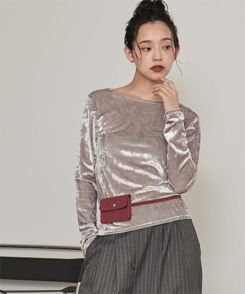 miette(ミエット)の「前後2wayUネックベロアトップス(Tシャツ/カットソー・レディース・シルバー/ブラック/ブラウン/ライトベージュ・FREE)」の19枚目の写真
