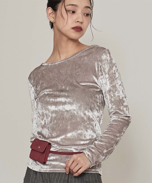 miette(ミエット)の「前後2wayUネックベロアトップス(Tシャツ/カットソー・レディース・シルバー/ブラック/ブラウン/ライトベージュ・FREE)」の21枚目の写真