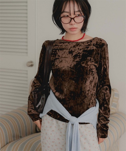 miette（ミエット）の「前後2wayUネックベロアトップス（Tシャツ/カットソー・レディース・シルバー/ブラック/ブラウン/ライトベージュ・FREE）」の15枚目の写真