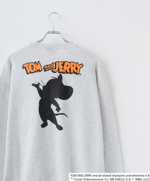 FUNALIVE(ファンアライブ)の「TOM&JERRY Fleece lining back print big sweatshirt / トムとジェリー 裏起毛 バックプリントビッグトレーナー unisex(スウェット・メンズ・オートミール/ベージュ/チャコール/ダークグリーン系1/ダークグリーン/ヘザーチャコール/杢グレー/チャコールアッシュ/ブラック系1/ホワイト系1/ブラック/ホワイト系2/ネイビー/ヘザーグレー/チャコールグレー/グレイッシュベージュ・M/L/XL)」の13枚目の写真