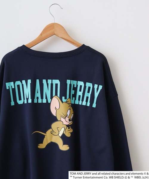 FUNALIVE(ファンアライブ)の「TOM&JERRY Fleece lining back print big sweatshirt / トムとジェリー 裏起毛 バックプリントビッグトレーナー unisex(スウェット・メンズ・オートミール/ベージュ/チャコール/ダークグリーン系1/ダークグリーン/ヘザーチャコール/杢グレー/チャコールアッシュ/ブラック系1/ホワイト系1/ブラック/ホワイト系2/ネイビー/ヘザーグレー/チャコールグレー/グレイッシュベージュ・M/L/XL)」の16枚目の写真
