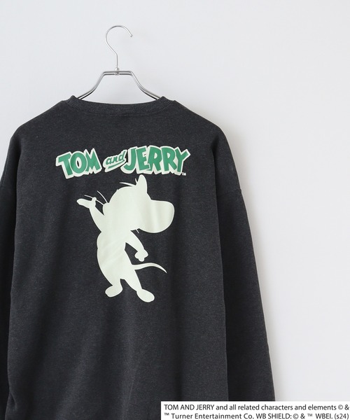 FUNALIVE(ファンアライブ)の「TOM&JERRY Fleece lining back print big sweatshirt / トムとジェリー 裏起毛 バックプリントビッグトレーナー unisex(スウェット・メンズ・オートミール/ベージュ/チャコール/ダークグリーン系1/ダークグリーン/ヘザーチャコール/杢グレー/チャコールアッシュ/ブラック系1/ホワイト系1/ブラック/ホワイト系2/ネイビー/ヘザーグレー/チャコールグレー/グレイッシュベージュ・M/L/XL)」の10枚目の写真