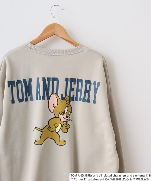 FUNALIVE(ファンアライブ)の「TOM&JERRY Fleece lining back print big sweatshirt / トムとジェリー 裏起毛 バックプリントビッグトレーナー unisex(スウェット・メンズ・オートミール/ベージュ/チャコール/ダークグリーン系1/ダークグリーン/ヘザーチャコール/杢グレー/チャコールアッシュ/ブラック系1/ホワイト系1/ブラック/ホワイト系2/ネイビー/ヘザーグレー/チャコールグレー/グレイッシュベージュ・M/L/XL)」の14枚目の写真
