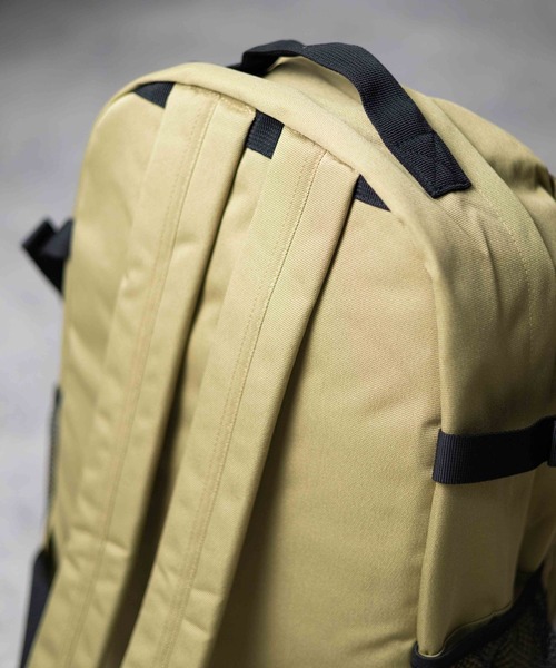 CONVERSE(コンバース)の「【CONVERSE】LOGO PRINT BACK PACK(バックパック/リュック・レディース・ブラック系その他/ベージュ/ブラック・FREE)」の7枚目の写真