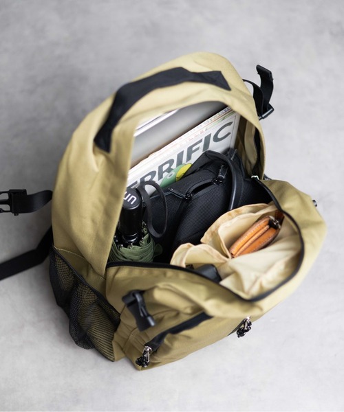 CONVERSE(コンバース)の「【CONVERSE】LOGO PRINT BACK PACK(バックパック/リュック・レディース・ブラック系その他/ベージュ/ブラック・FREE)」の9枚目の写真