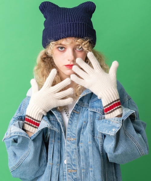 an meets zakka（アンミツザッカ）の「an meets zakka チルデンラインニット手袋 / グローブ レディース メンズ ユニセックス 配色 リブ編み スマホ対応（手袋・レディース・ブラウン/レッド/グレー/ブラック/アイボリー・ONESIZE）」の6枚目の写真