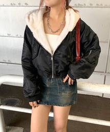 non-hedge（ノンヘッジ）の「フード付リバーシブルショート丈MA1（MA-1）」