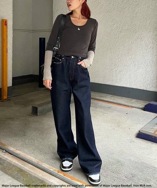 BACK TO THE FIELD（バック トゥー ザ フィールド）の「【MLB】カラーブロックショートトップス（Tシャツ/カットソー・レディース・オフホワイト/グレー/ブラック・FREE）」の21枚目の写真