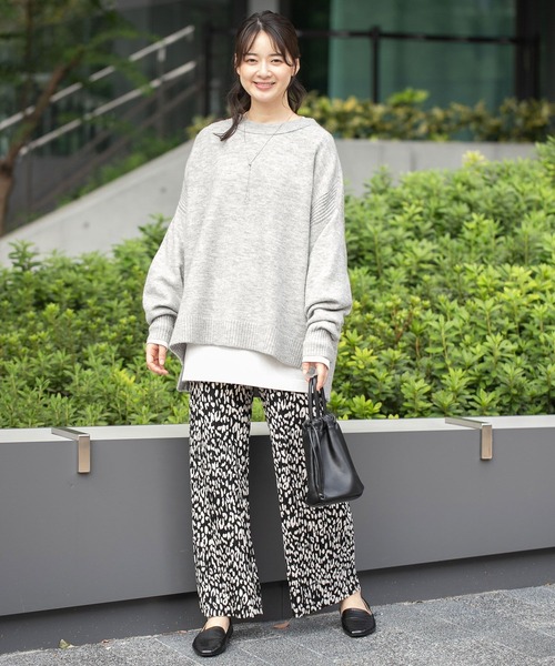 GLOBAL WORK Smile Seed Store（グローバルワーク スマイルシードストア）の「ふわもちチュニックプルオーバー/116046（ニット/セーター・レディース・ベージュ/ブルー/ホワイト×ブラック/杢グレー/チャコール・SMALL/MEDIUM/LARGE/X-LARGE）」の11枚目の写真