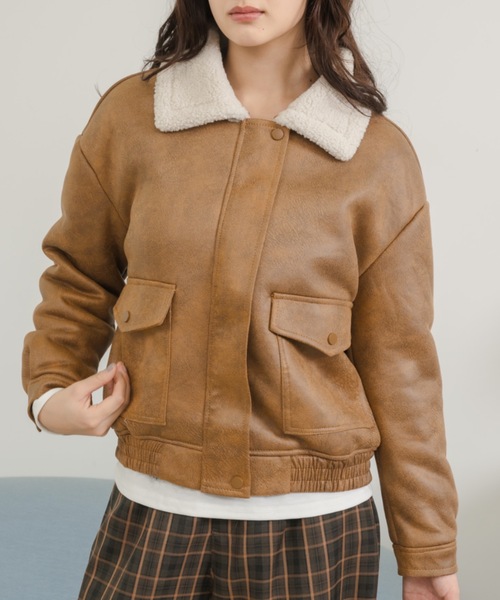 Birthday room(バースデイルーム)の「襟ボアレザージャケット / boa liner fake leather blouson(ブルゾン・レディース・ブラック/ベージュ・FREE)」の18枚目の写真
