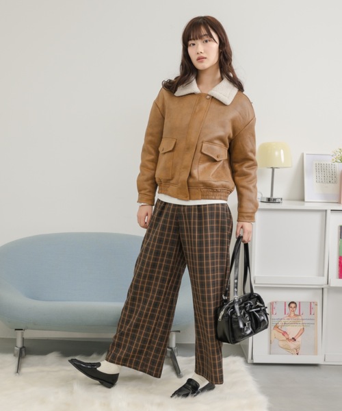 Birthday room(バースデイルーム)の「襟ボアレザージャケット / boa liner fake leather blouson(ブルゾン・レディース・ブラック/ベージュ・FREE)」の20枚目の写真
