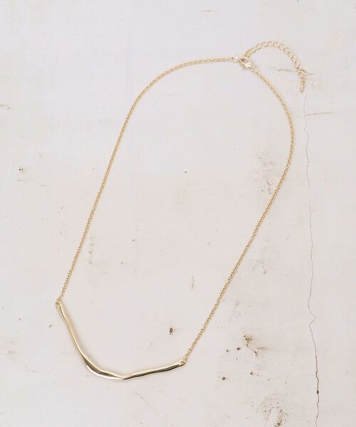 le.coeur blanc（ルクールブラン）の「ニュアンスバーネックレス（ネックレス・レディース・ゴールド/シルバー・FREE）」の8枚目の写真