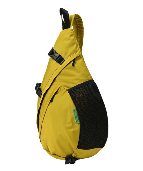 KiU（キウ）の「キウ ワンショルダーバッグ(11L)（バックパック/リュック・メンズ・ブラック/イエロー/グレー/ブラウン・FREE）」の6枚目の写真