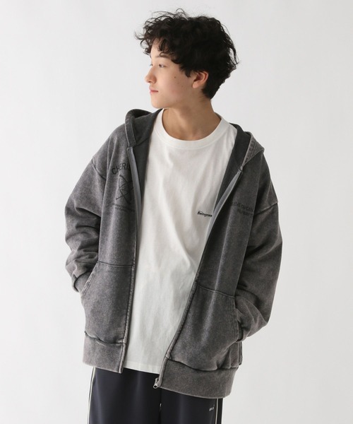 GLOBAL WORK(グローバルワーク)の「グラフィックZIPパーカー/AND YUA ANY/291949(パーカー・キッズ・ブラック/ネイビー・FREE)」の4枚目の写真