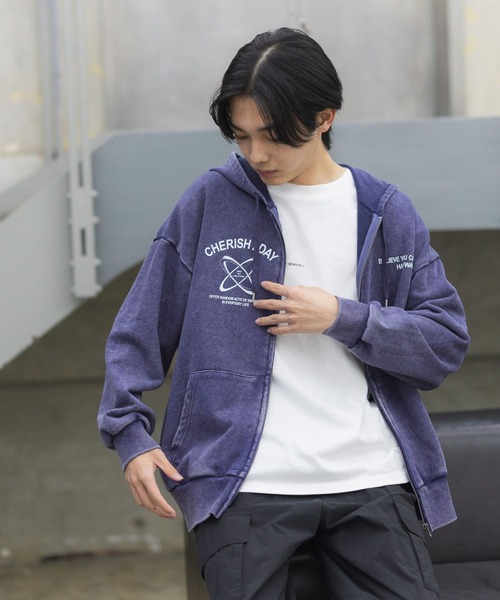 GLOBAL WORK(グローバルワーク)の「グラフィックZIPパーカー/AND YUA ANY/291949(パーカー・キッズ・ブラック/ネイビー・FREE)」の18枚目の写真