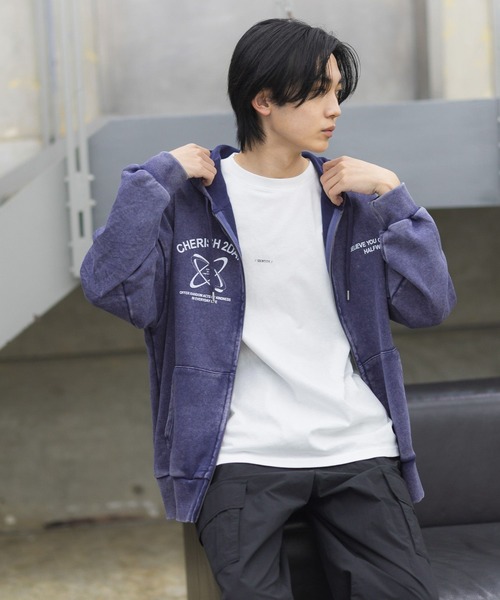 GLOBAL WORK(グローバルワーク)の「グラフィックZIPパーカー/AND YUA ANY/291949(パーカー・キッズ・ブラック/ネイビー・FREE)」の19枚目の写真