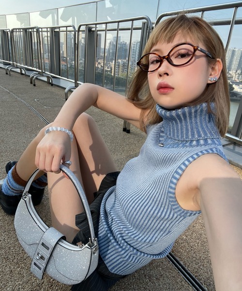 MMCHOKK(エムエムチョック)の「MMCHOKK 女包 Bling Bling Banana Bag バナナバッグ(ショルダーバッグ・レディース・シルバー・FREE)」の8枚目の写真