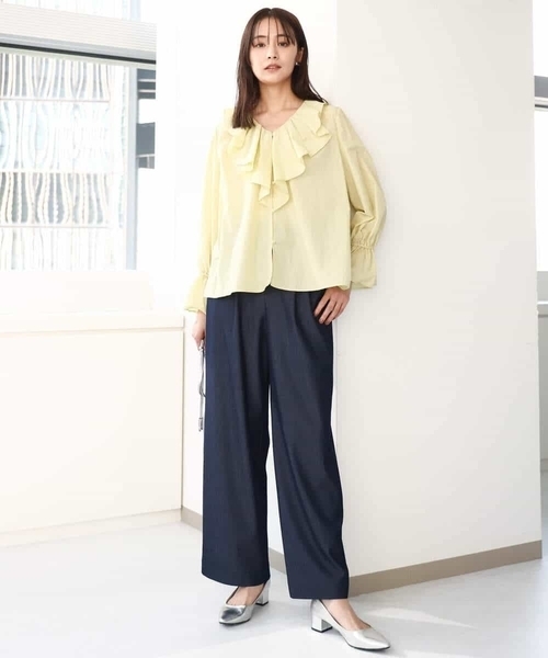 MK MICHEL KLEIN(エムケーミッシェルクラン)の「フリルデザインブラウス/洗える(シャツ/ブラウス・レディース・ライトイエロー/ホワイト・38)」の21枚目の写真