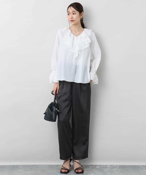 MK MICHEL KLEIN(エムケーミッシェルクラン)の「フリルデザインブラウス/洗える(シャツ/ブラウス・レディース・ライトイエロー/ホワイト・38)」の15枚目の写真