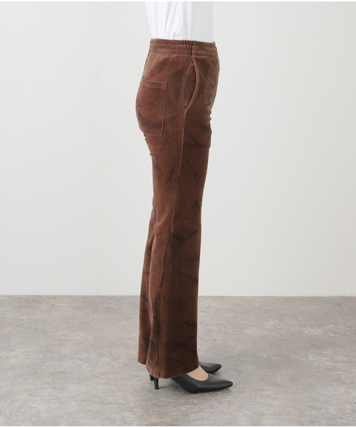 Oriens JOURNAL STANDARD（オリエンス ジャーナルスタンダード）の「【Praying/プレイング】 Velvet Flared Pants PRAY240 08- BROWN（その他パンツ・レディース・ブラウン・X-SMALL）」の2枚目の写真
