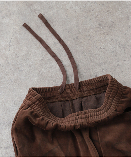 Oriens JOURNAL STANDARD（オリエンス ジャーナルスタンダード）の「【Praying/プレイング】 Velvet Flared Pants PRAY240 08- BROWN（その他パンツ・レディース・ブラウン・X-SMALL）」の6枚目の写真