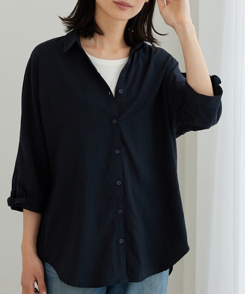 BELLUNA PLUS(ベルーナ)の「イージーケア!袖リボンシャツチュニック(チュニック・レディース・ネイビー/オフホワイト/ブルー/モカ・MEDIUM/LARGE/X-LARGE)」の12枚目の写真