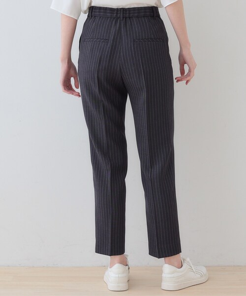 INDIVI（インディヴィ）の「【こなれSETUP／ストライプ柄】リネンライクテーパードパンツ（その他パンツ・レディース・チャコール/アイボリー系2・03/05/12/13/15 /19/36/38/40）」の9枚目の写真