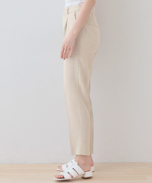 INDIVI（インディヴィ）の「【こなれSETUP／ストライプ柄】リネンライクテーパードパンツ（その他パンツ・レディース・チャコール/アイボリー系2・03/05/12/13/15 /19/36/38/40）」の13枚目の写真
