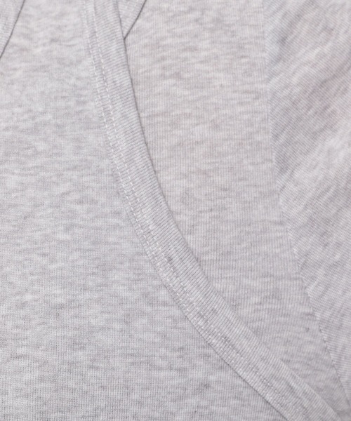 niko and...（ニコアンド）の「タンクレイヤードTシャツ（Tシャツ/カットソー・レディース・ブラック/オフホワイト/グレー・FREE）」の22枚目の写真