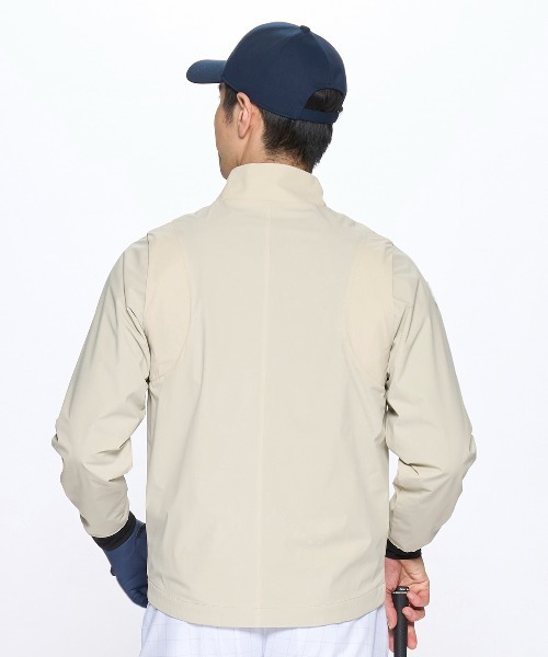 le coq sportif GOLF（ルコックスポルティフゴルフ）の「【NEW BASIC】2WAYブルゾン（ブルゾン・メンズ・ベージュ/ネイビー・M/L/XL/3L）」の4枚目の写真