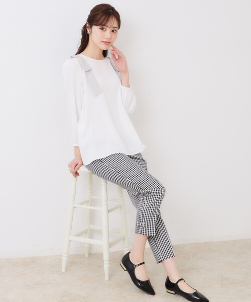 couture brooch(クチュールブローチ)の「【フェミニン・通勤】肩リボンシフォンブラウス(シャツ/ブラウス・レディース・ブラック/グレー/ホワイト系7・42/38/40)」の17枚目の写真