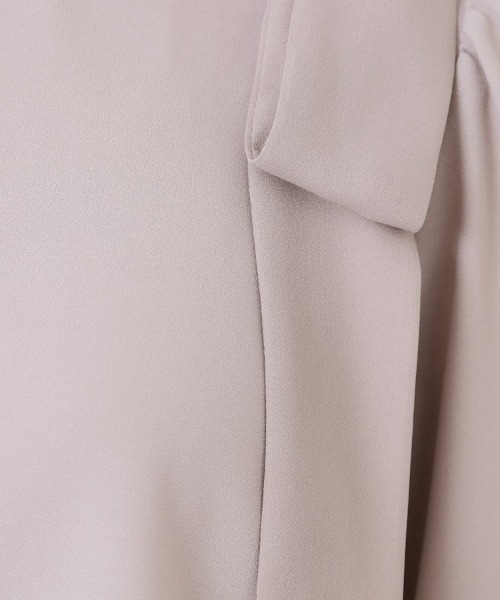 couture brooch(クチュールブローチ)の「【フェミニン・通勤】肩リボンシフォンブラウス(シャツ/ブラウス・レディース・ブラック/グレー/ホワイト系7・42/38/40)」の4枚目の写真