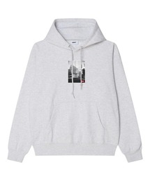 OBEY（オベイ）の「OBEY OBEY OSAKA PHOTO（オベイ オオサカ フォト）（パーカー）」