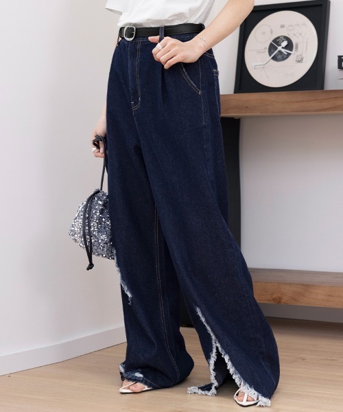 Doux Belle(ドゥーベル)の「ダメージバギーデニムパンツ(デニムパンツ・レディース・ホワイト/ネイビー/ブルー系その他/ブラック系その他・MEDIUM)」の22枚目の写真