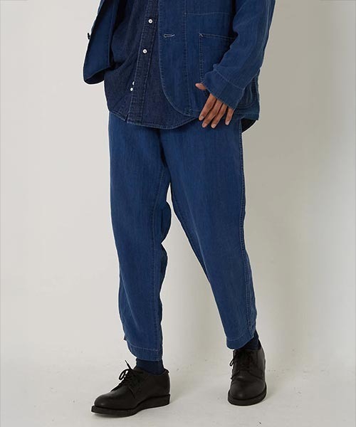 BLUE BLUE（ブルーブルー）の「インディゴ ハイカウントリネンキャンバス ウォーンアウト トラウザーズ（その他パンツ・メンズ・インディゴブルー・SMALL/MEDIUM/LARGE/X-LARGE）」の4枚目の写真
