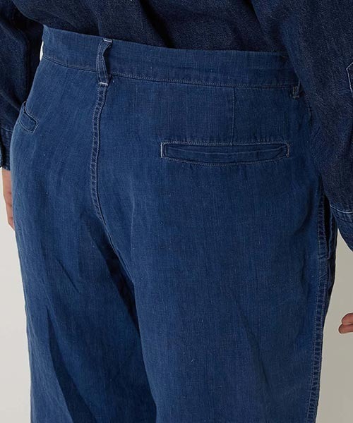BLUE BLUE（ブルーブルー）の「インディゴ ハイカウントリネンキャンバス ウォーンアウト トラウザーズ（その他パンツ・メンズ・インディゴブルー・SMALL/MEDIUM/LARGE/X-LARGE）」の8枚目の写真