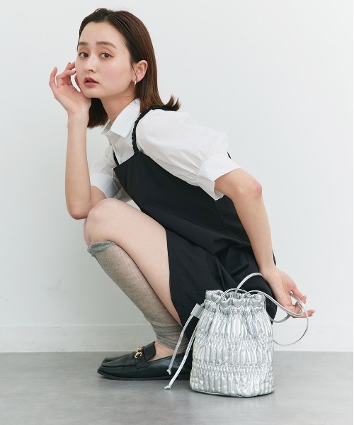 ad thie(アドティエ)の「バケット ショルダーバッグ(ショルダーバッグ・レディース・シルバー/ブラック/ベージュ・FREE)」の3枚目の写真