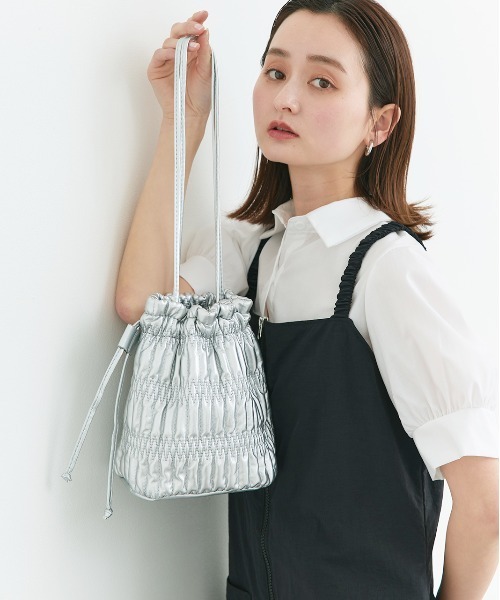 ad thie(アドティエ)の「バケット ショルダーバッグ(ショルダーバッグ・レディース・シルバー/ブラック/ベージュ・FREE)」の20枚目の写真