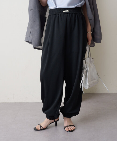 Omekashi(オメカシ)の「NUDEDジャージーパンツ(その他パンツ・レディース・アイボリー/ブラック・36/38)」の21枚目の写真